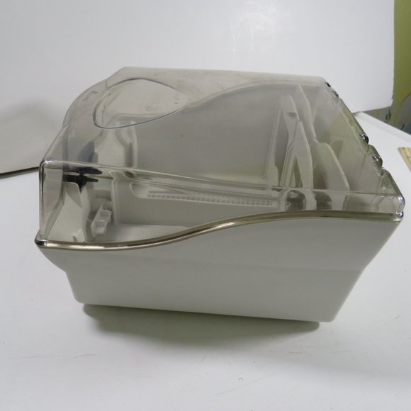 Fellows Floppy Disk Case with permeant center divider & moveable dividers - Picture 8 of 13